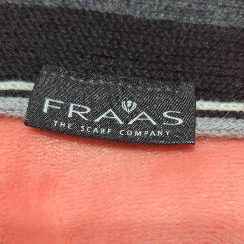 Fraas Black, White and Grey Scarf